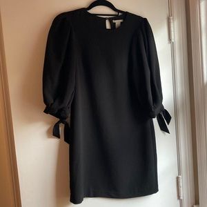 Women’s black H&M dress